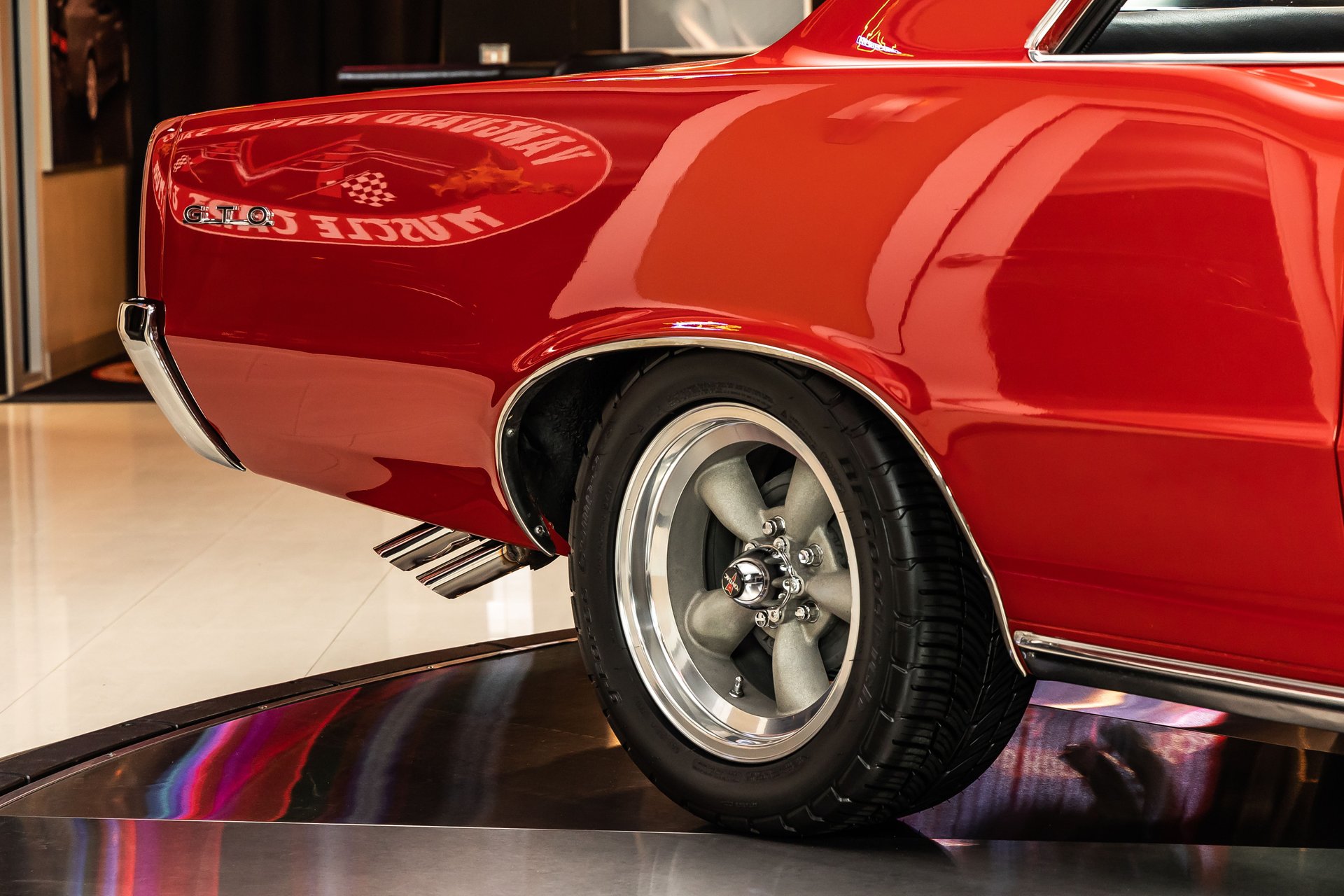 1964 Pontiac GTO Details